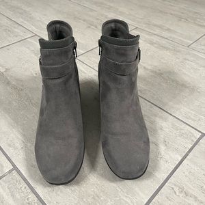 Gray Croft & Barrow Ortholite Boots